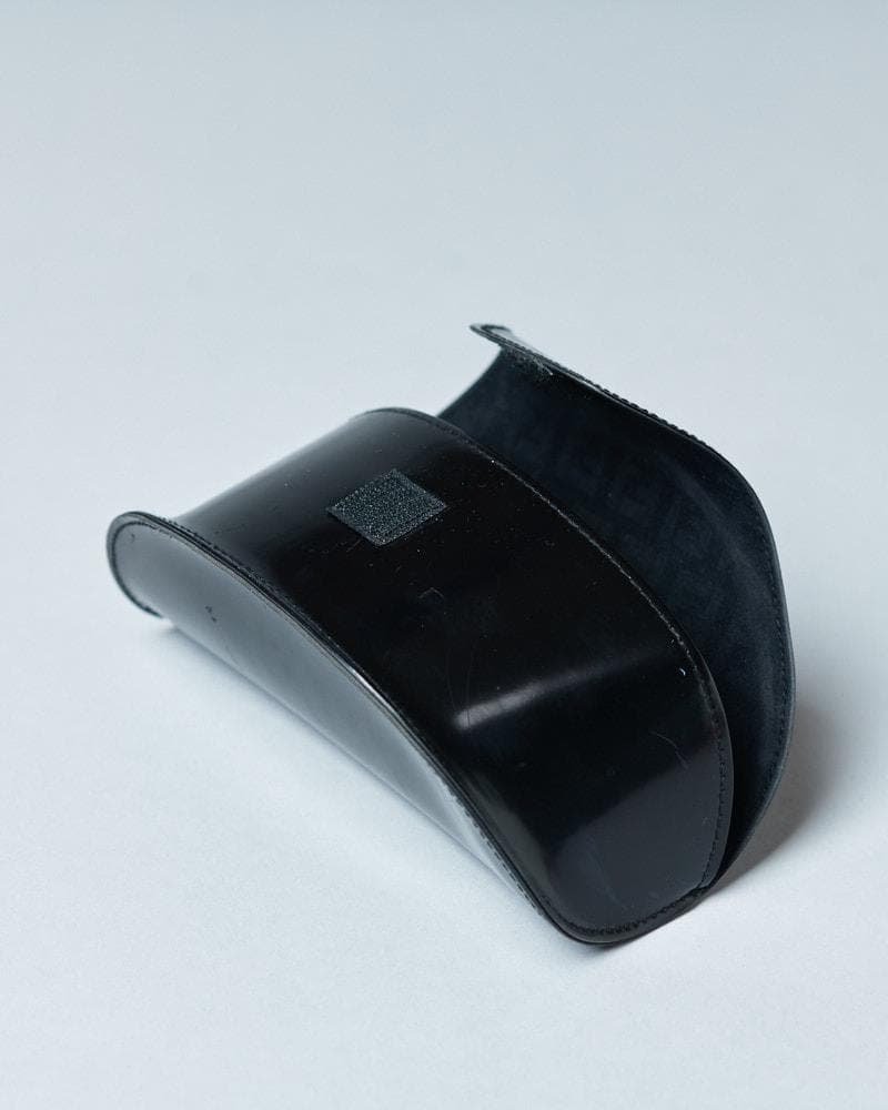 【58-17 130】ケース付 FENDI 度なしサングラス バーガンディー