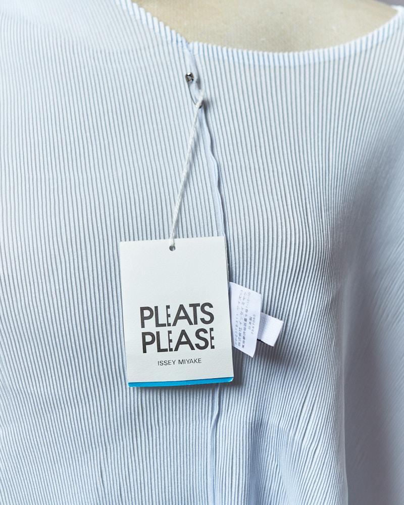 【SIZE:3】PLEATS PLEASE スカイブループリーツベスト