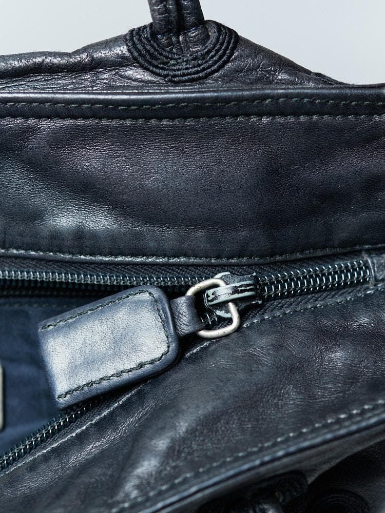 【30.5cm×23.5cm×マチ有】PRADA レザーナイロンショルダーバッグ