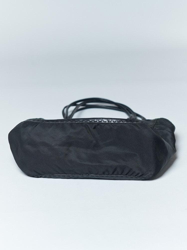 【30.5cm×23.5cm×マチ有】PRADA レザーナイロンショルダーバッグ