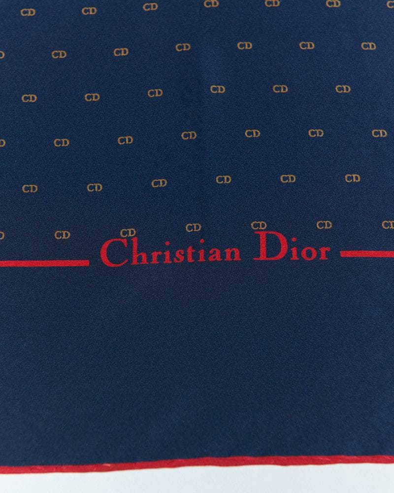 【67cm×65cm】Christian Dior シルクスカーフ