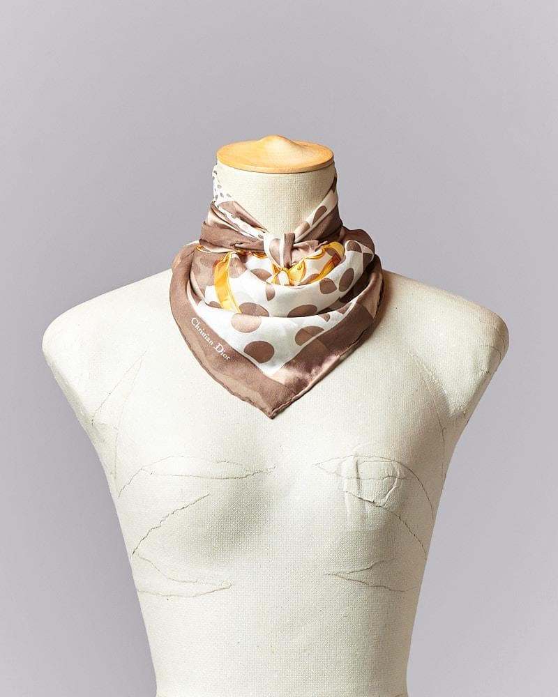 【56cm×56cm】Christian Dior タグ付 シルクスカーフ
