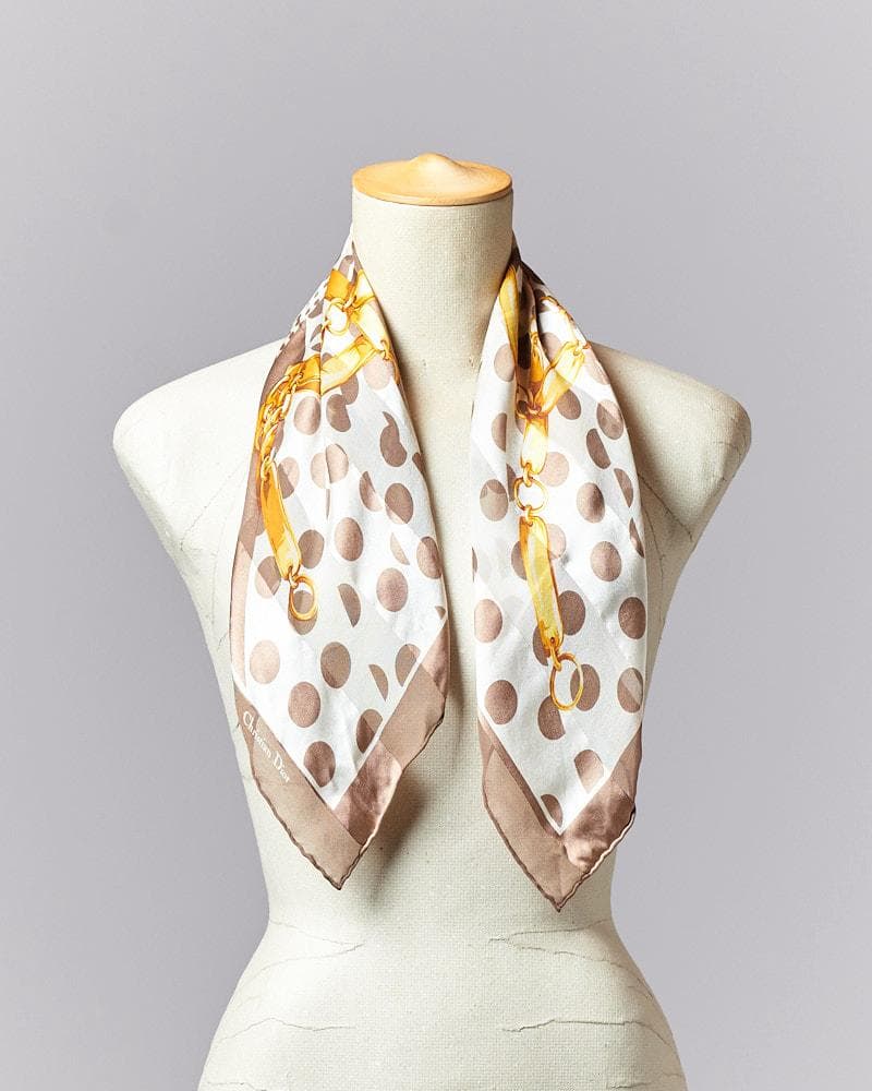 【56cm×56cm】Christian Dior タグ付 シルクスカーフ