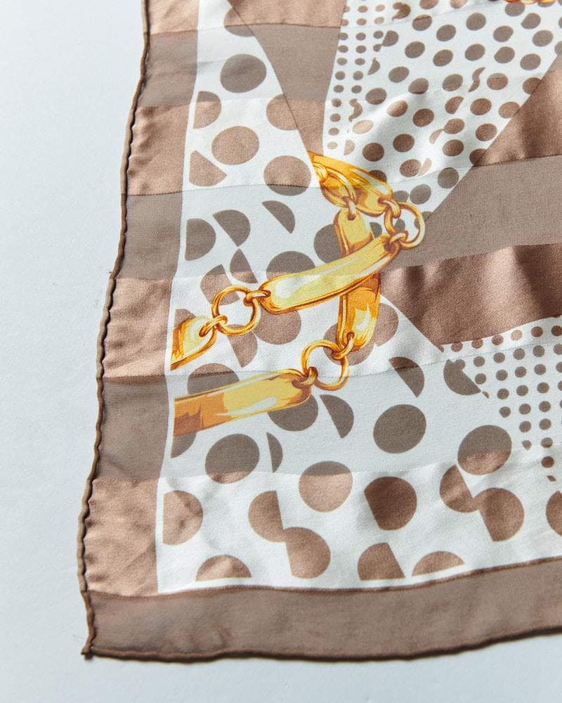 【56cm×56cm】Christian Dior タグ付 シルクスカーフ