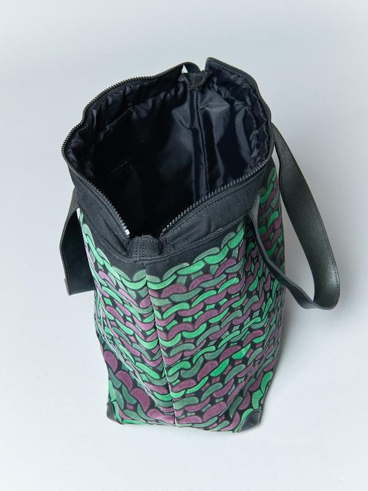 【H30W25マチ&ジッパー付】PLEATS PLEASE トートバッグ