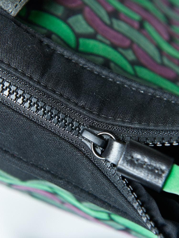 【H30W25マチ&ジッパー付】PLEATS PLEASE トートバッグ