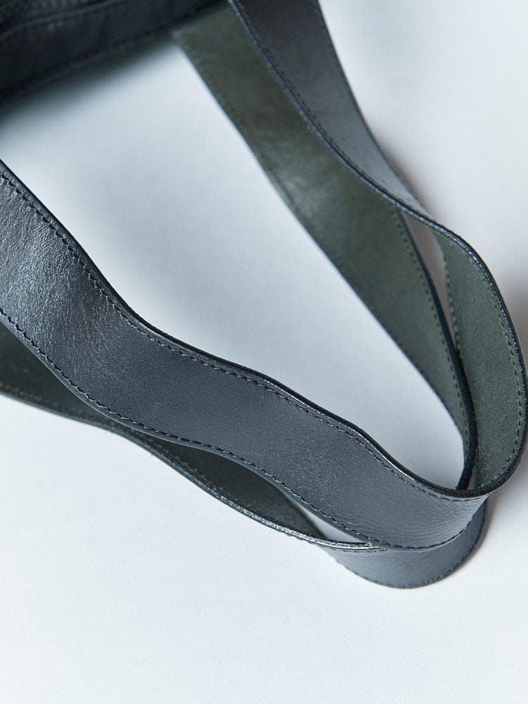 【H30W25マチ&ジッパー付】PLEATS PLEASE トートバッグ