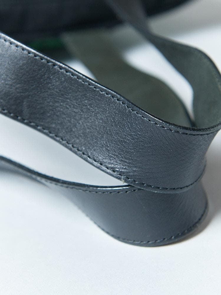 【H30W25マチ&ジッパー付】PLEATS PLEASE トートバッグ