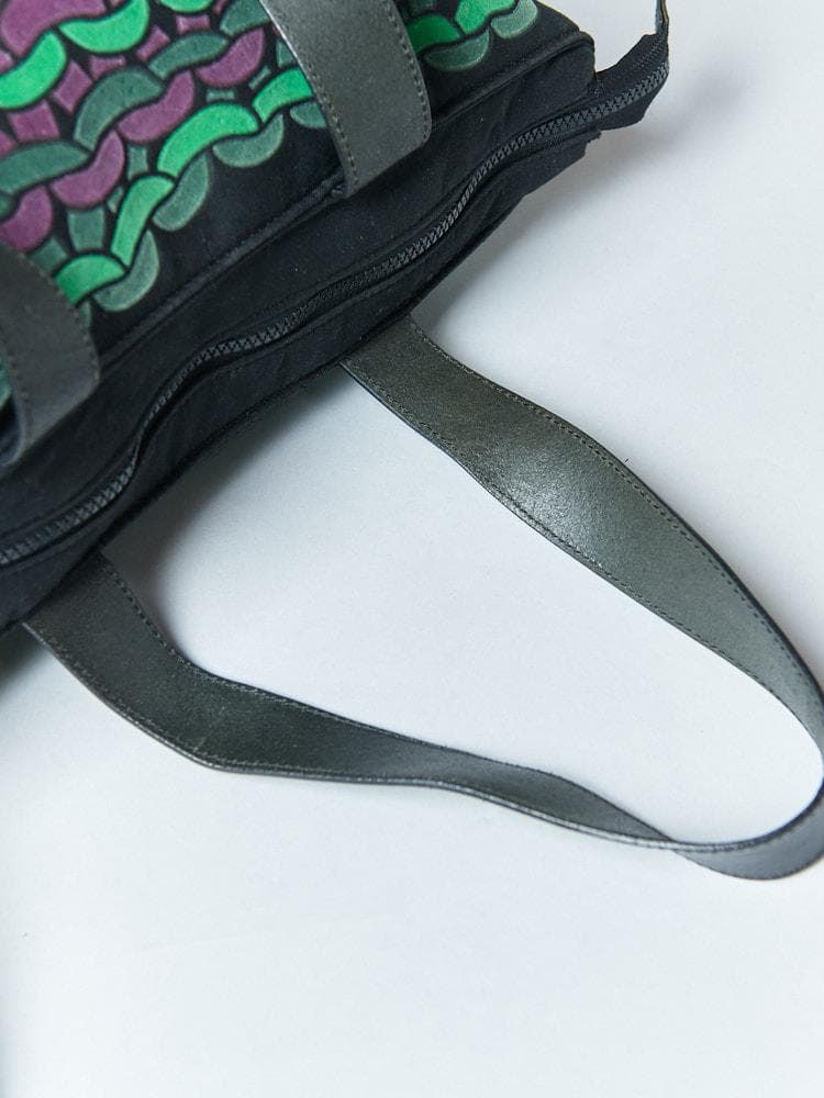 【H30W25マチ&ジッパー付】PLEATS PLEASE トートバッグ