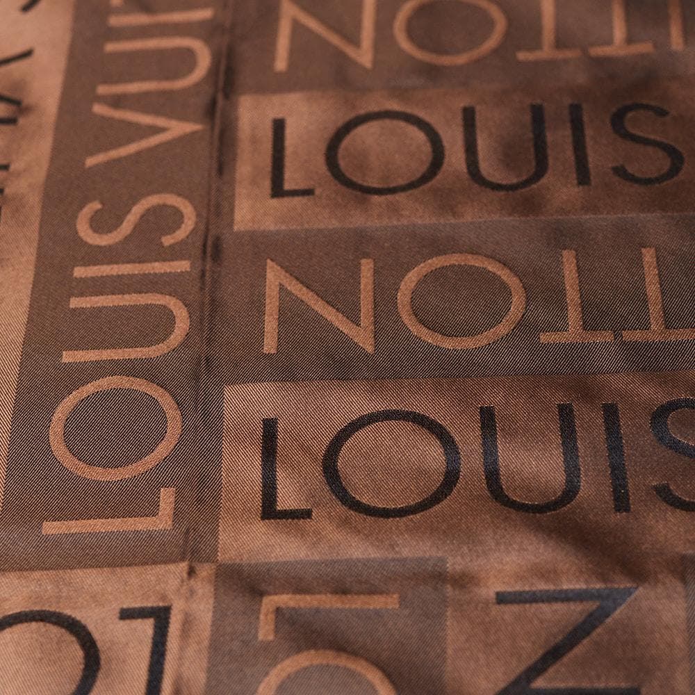 【70cm×70cm】LOUIS VUITTON シルクスカーフ
