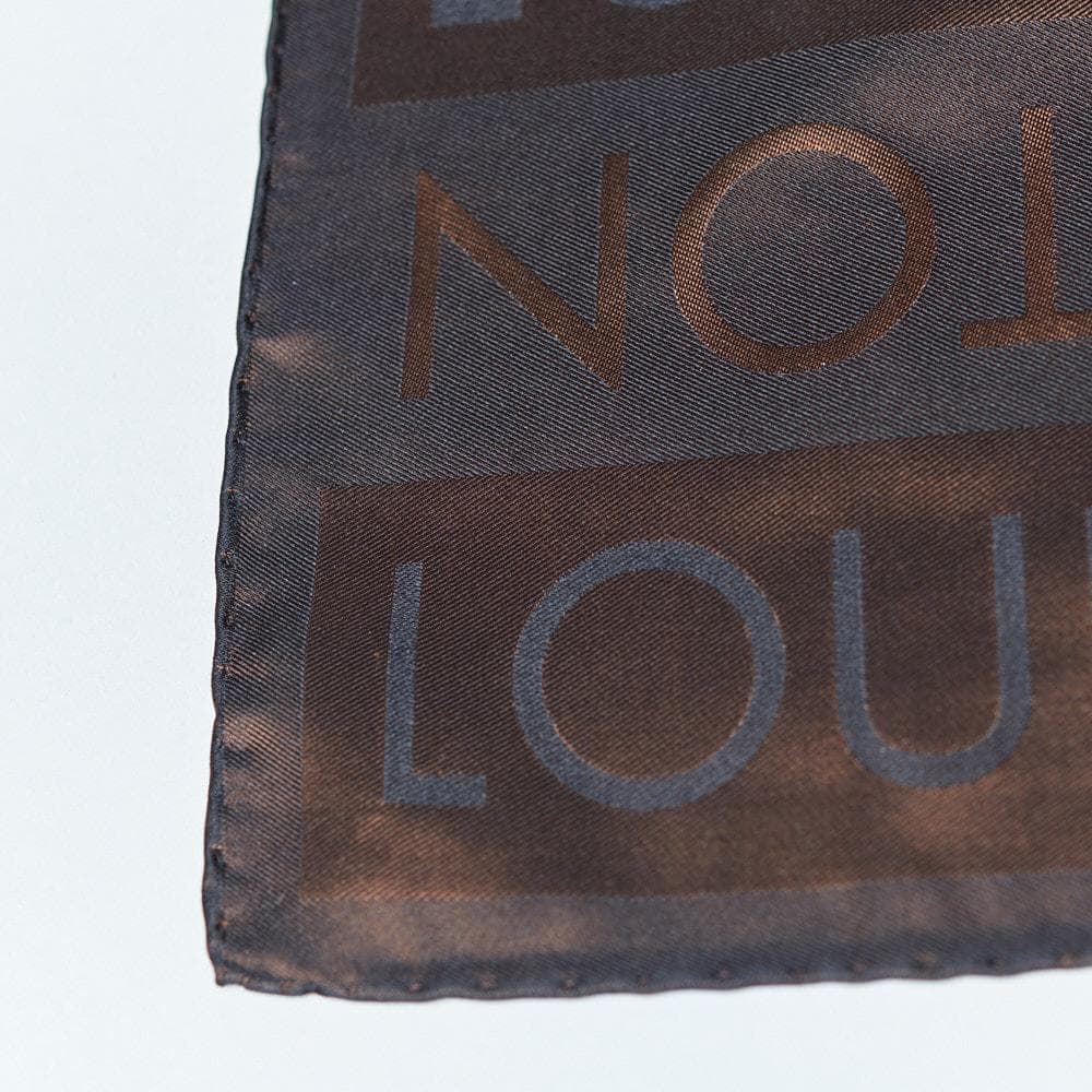【70cm×70cm】LOUIS VUITTON シルクスカーフ