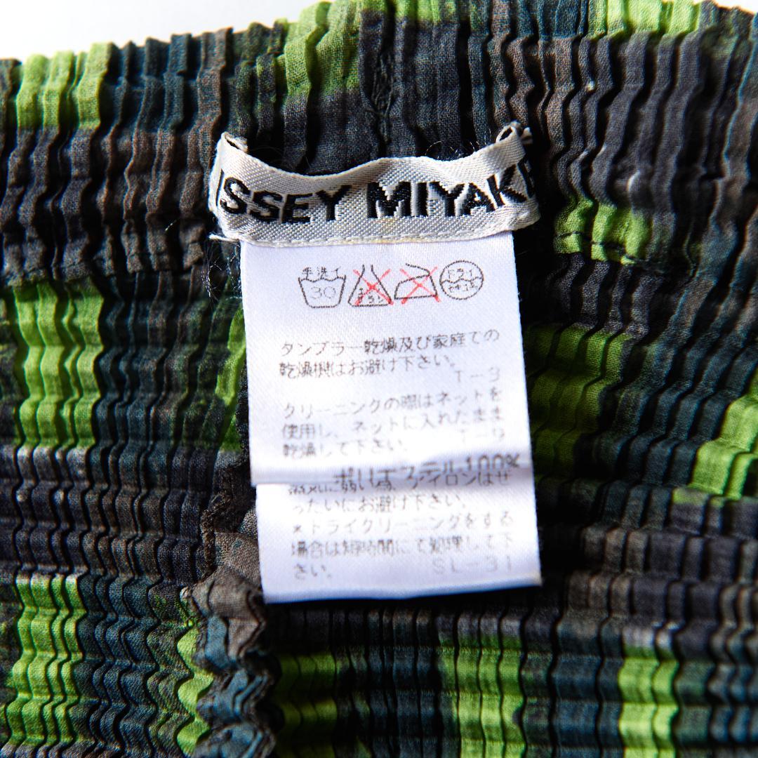 【SIZE:L】2PC ISSEY MIYAKE 　イッセイミヤケ セットアップ