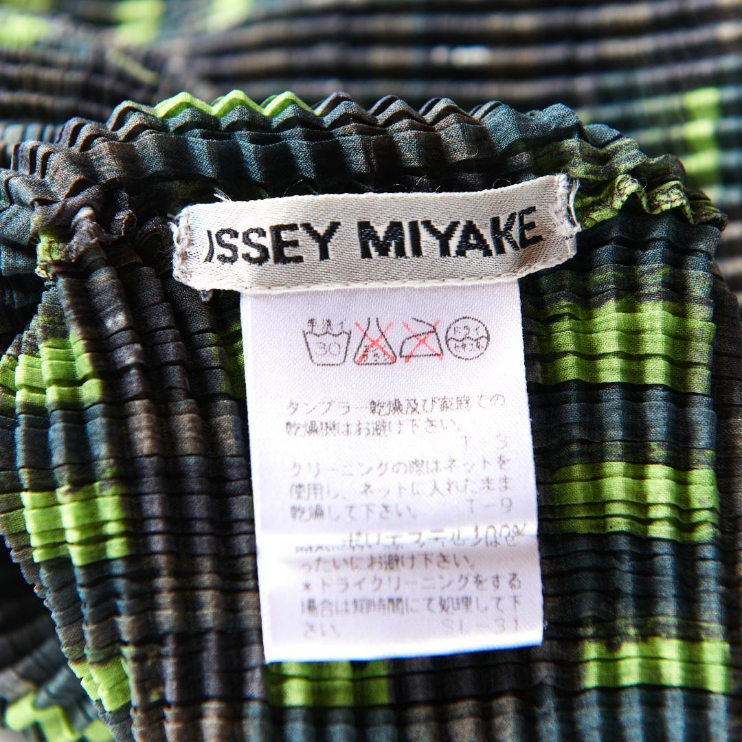 【SIZE:L】2PC ISSEY MIYAKE 　イッセイミヤケ セットアップ