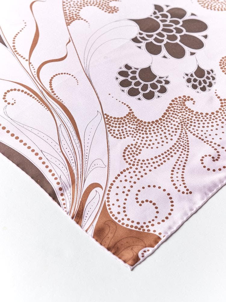 【48cm×48cm】トムフォード期 2001年 GUCCI シルクスカーフ