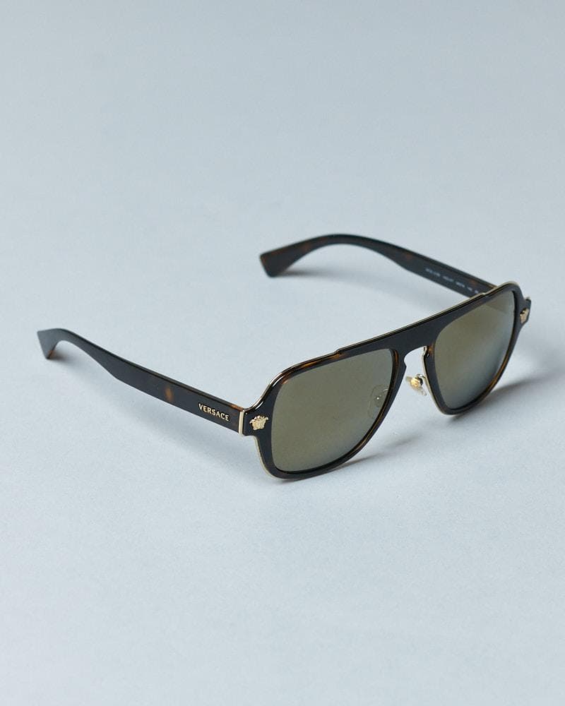 【56-18 145】ケース付 VERSACE ベッコウ 度なしサングラス